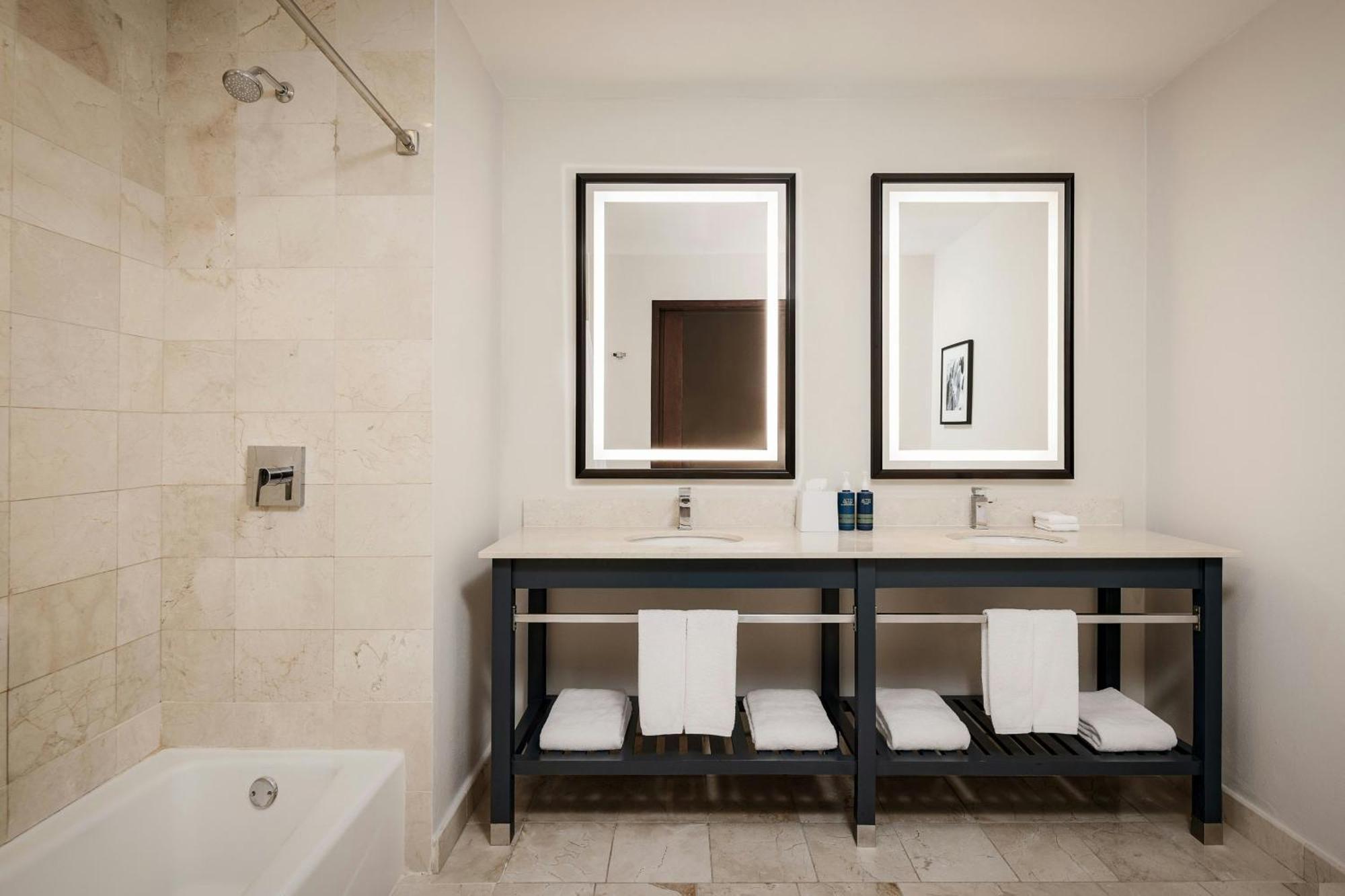 Four Points By Sheraton Punta Cana Exterior foto